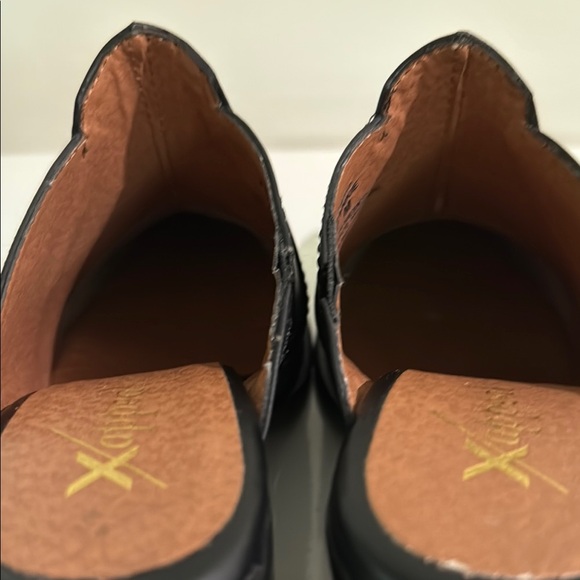 XAppeal Frankie Bootcut Block Heel Faux Leather Mules size 7 - Picture 6 of 8